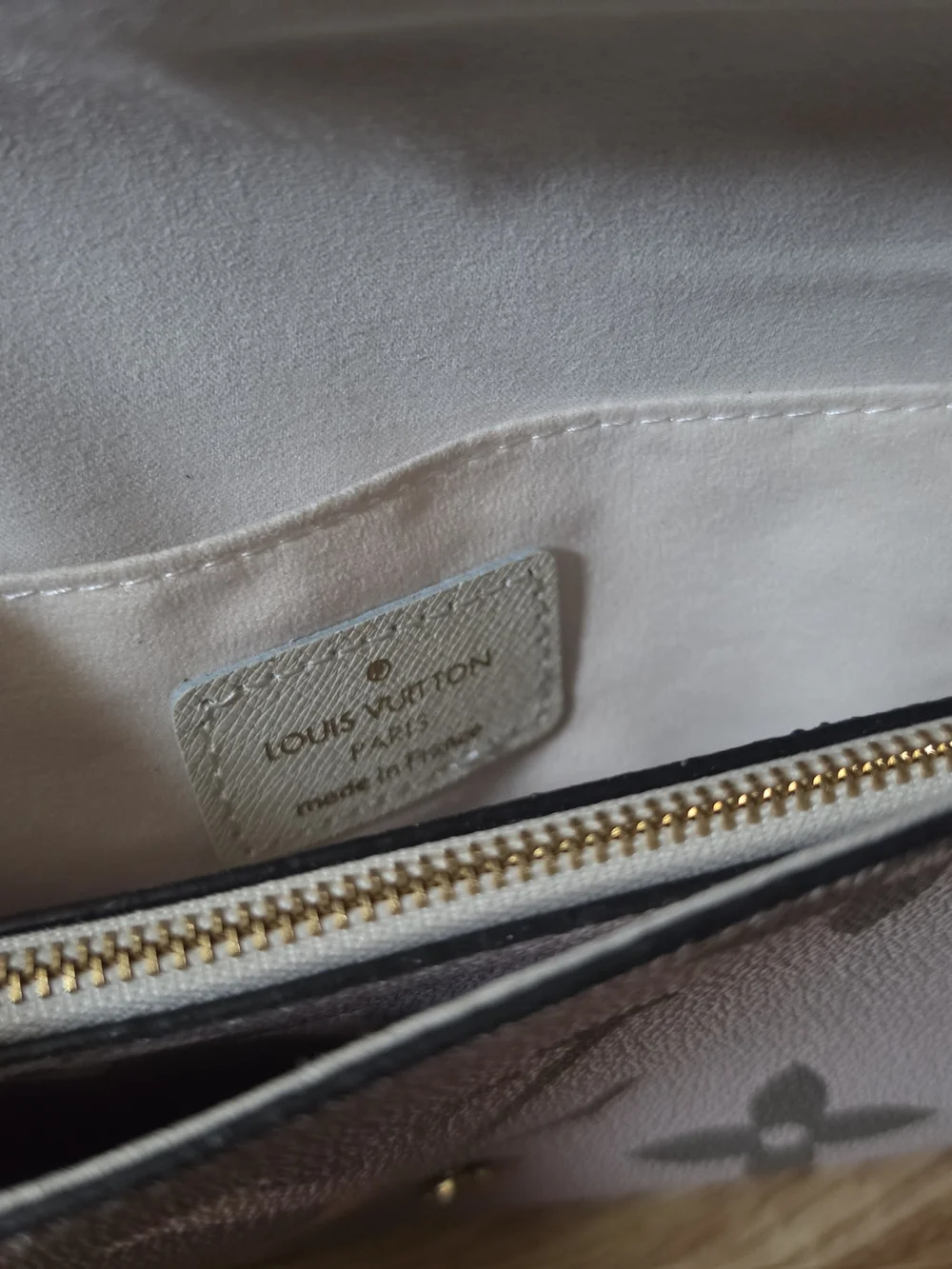 Monogram Gray & White Clutch Wristlet Matching Wallet Coin Purse Card Holder